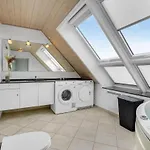Hébergement de vacances Three-bedroom In