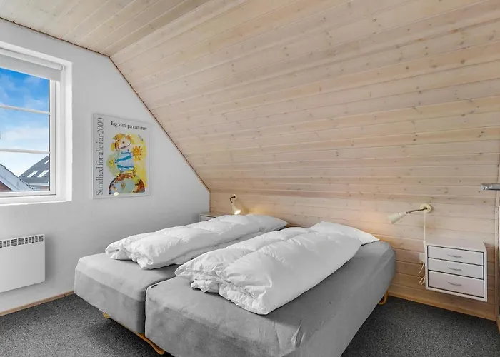 Дом отдыха Three-bedroom In *
